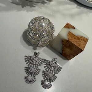 Swarovski Crystal Fan Drop Earrings - Silver Rhinestone Statement Earrings!